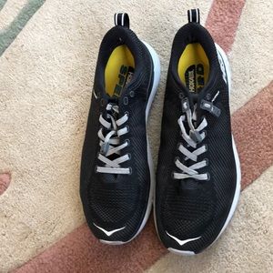 Hoka one one Hupana
